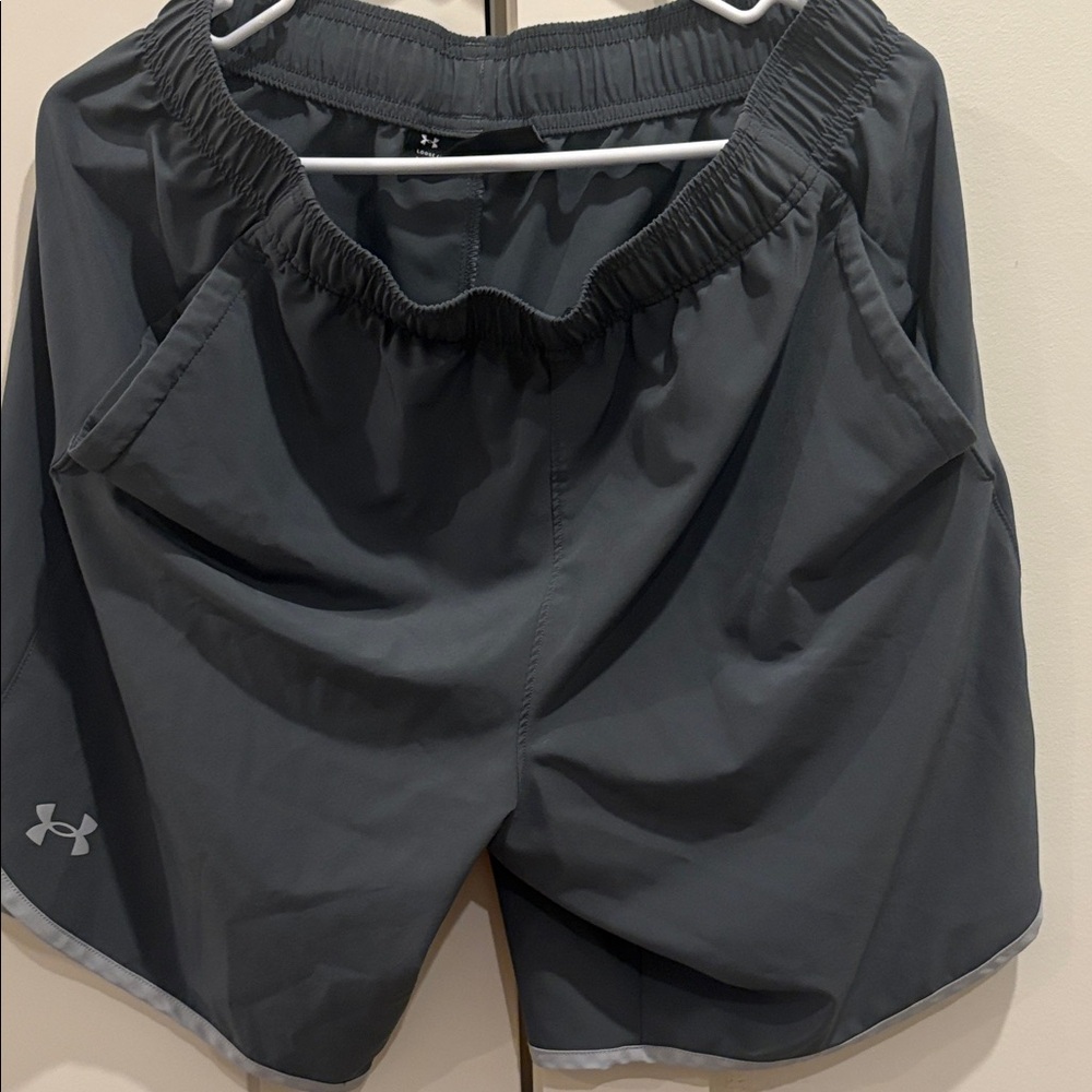 Under Armour Men's Dark Gray Athletic Shorts